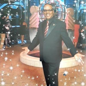 Meet your Posher, Stephen